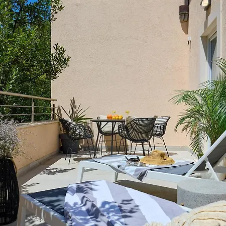 Hedera Estate, Hedera A41 * Dubrovnik