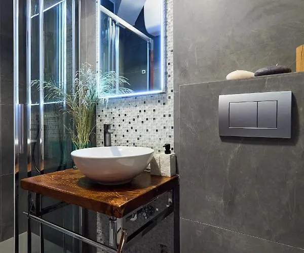 Hedera Estate, Hedera A41