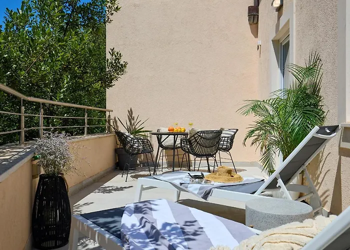 Hedera Estate, Hedera A41 * 杜布罗夫尼克