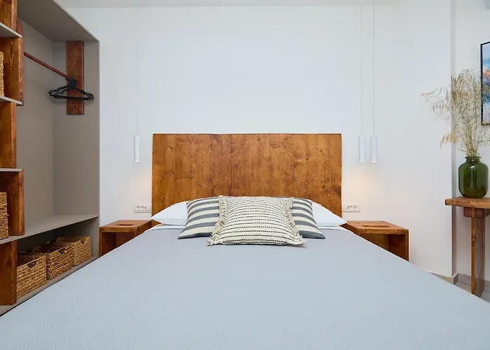 Hedera Estate, Hedera A41 *